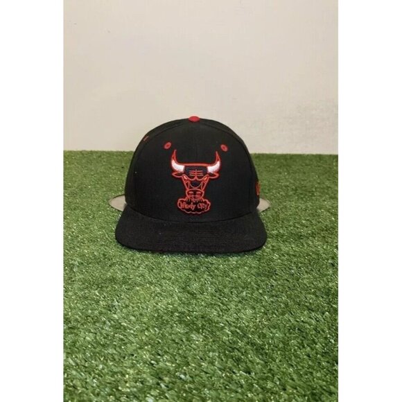 Chicago Bulls hat cap snap back black red New Era 9Fifty aztec basketball mens - Picture 1 of 12